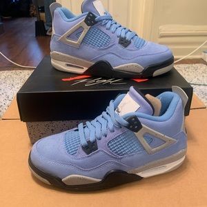 Jordan 4 retro university blue size 7 (GS)